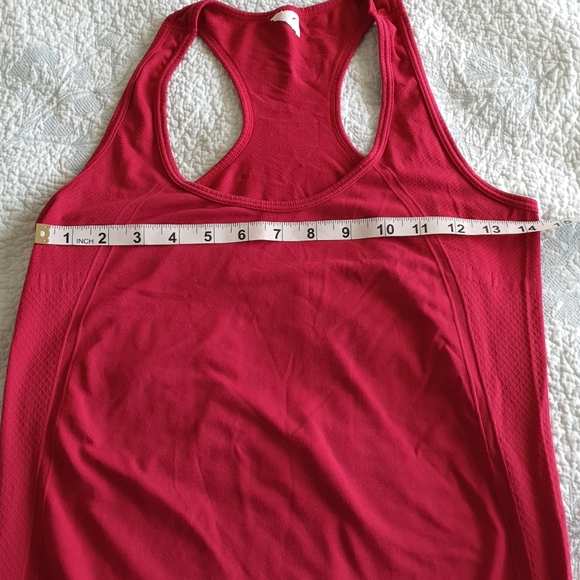 Fabletics workout top - Picture 6 of 8